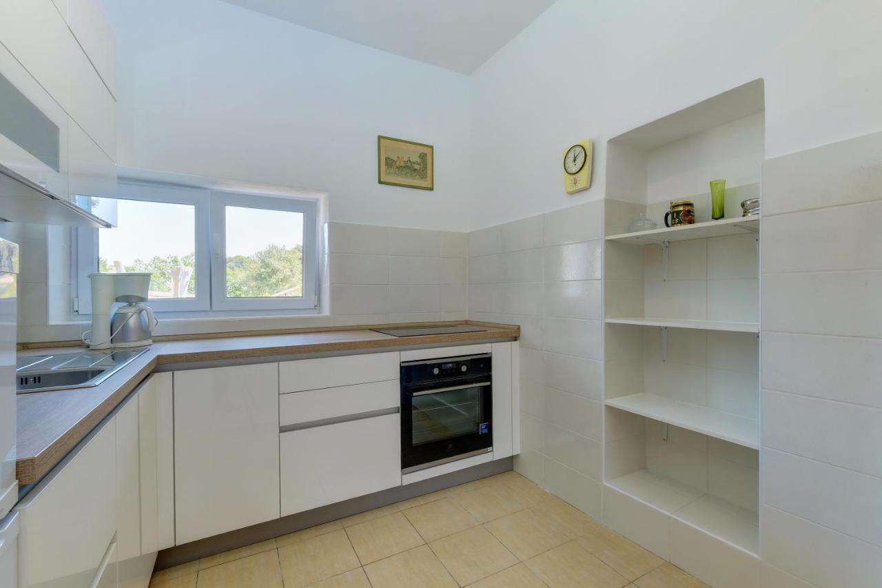 Apartments Hemetek ヴェリ・ロシニュ エクステリア 写真
