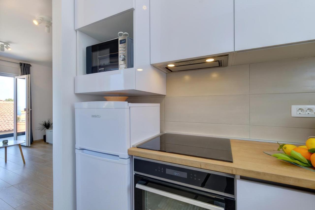 Apartments Hemetek ヴェリ・ロシニュ エクステリア 写真