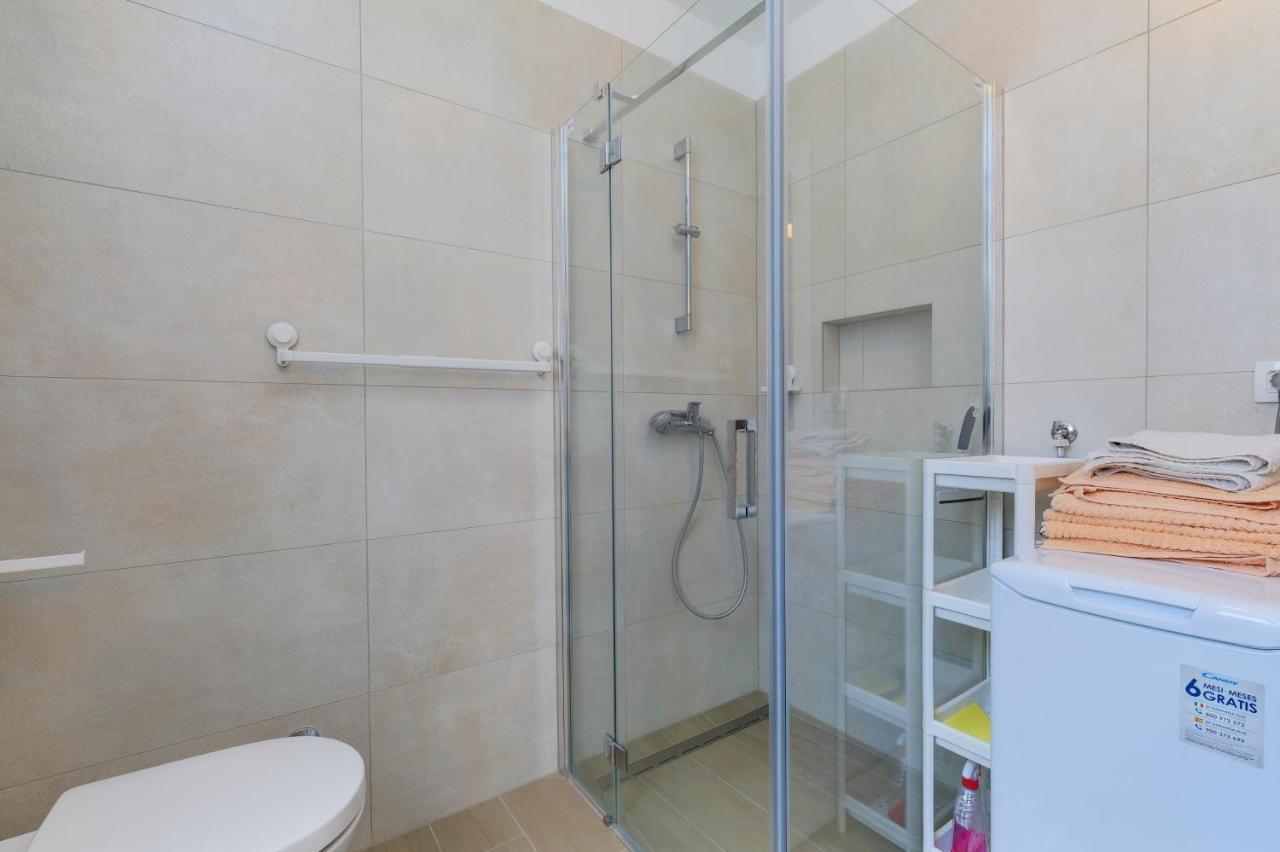 Apartments Hemetek ヴェリ・ロシニュ エクステリア 写真