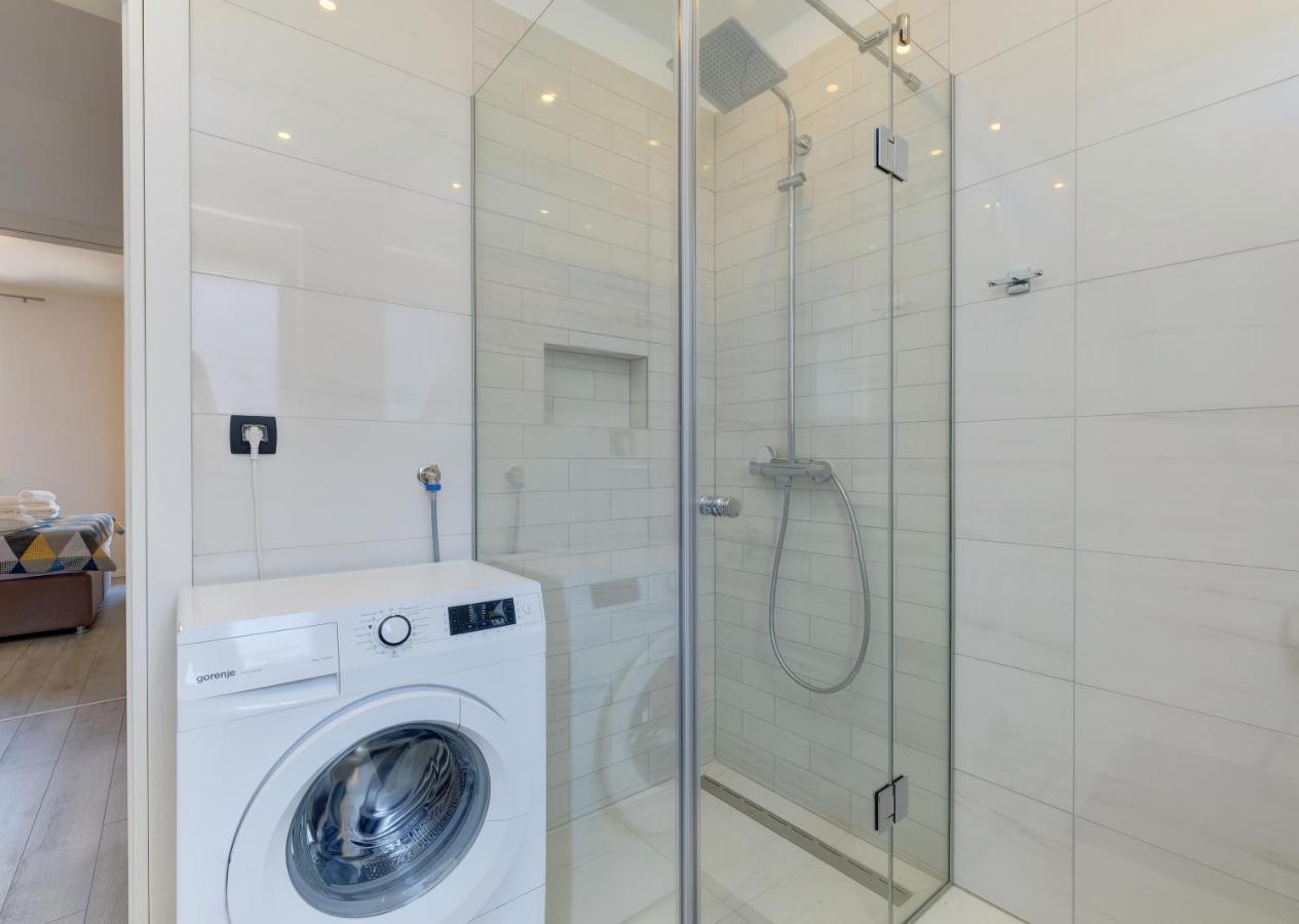 Apartments Hemetek ヴェリ・ロシニュ エクステリア 写真