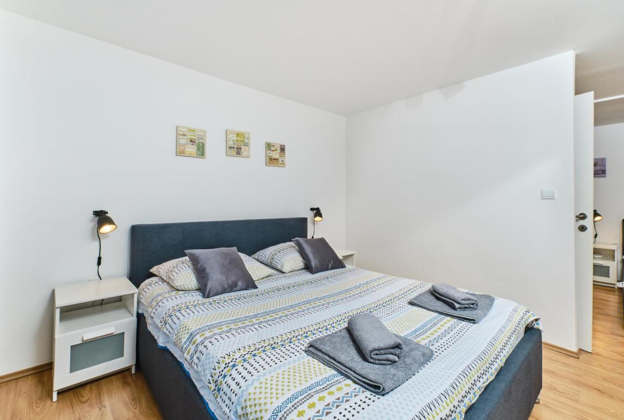 Apartments Hemetek ヴェリ・ロシニュ エクステリア 写真